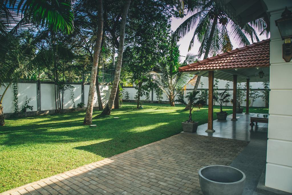 Sisikirana Villa Unawatuna Exterior photo
